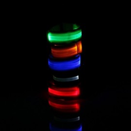 LED Safety Visibility Nylon Armband for Running Cycling Walking Skating with Flashing Steady Light Yellow - Envío Gratuito